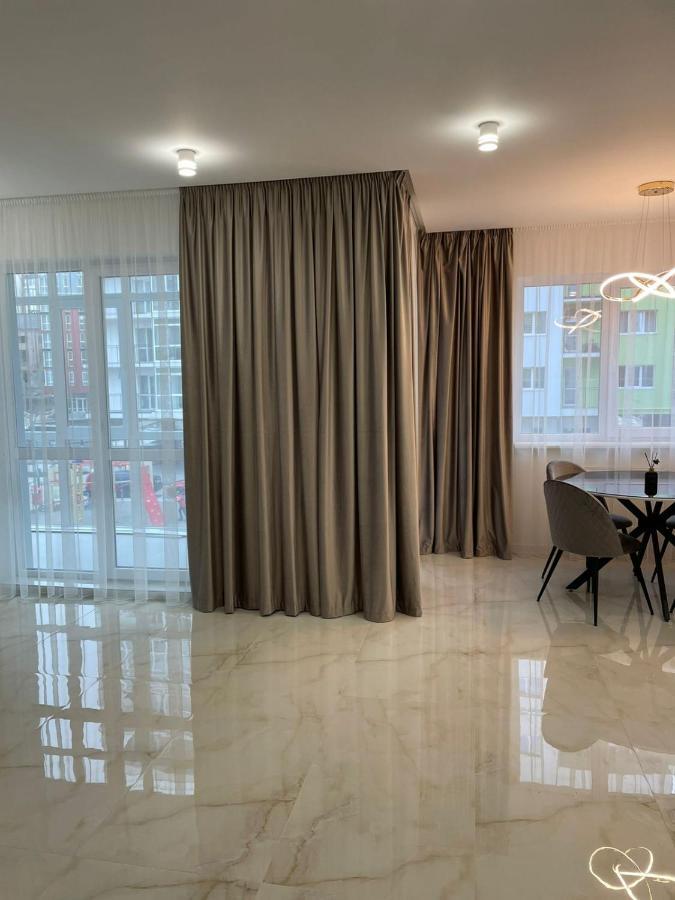 Жк Great Britain Apartment Leópolis Exterior foto